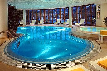 PISCINA INTERIOR